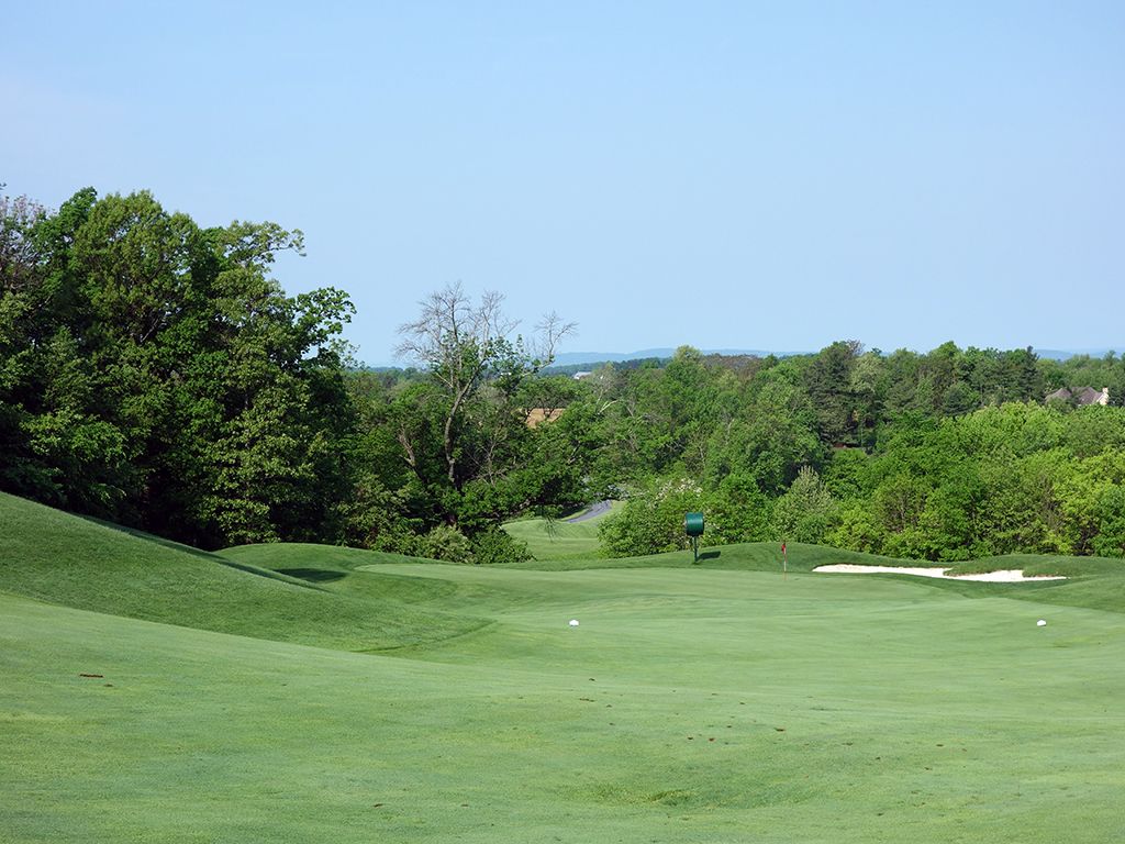 5th Hole at Whiskey Creek Golf Club (402 Yard Par 4)